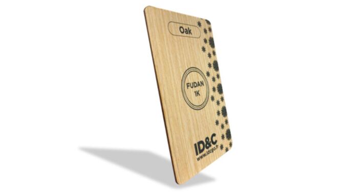 Carte RFID en bois