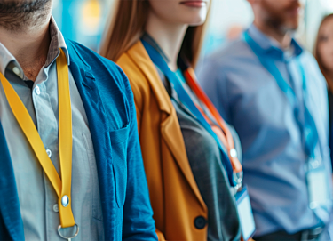 Tours de cou : L'accessoire aux mille usages du quotidien