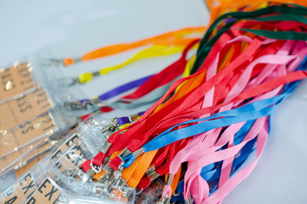 Badges et porte-badges pack Badges et porte-badges pack